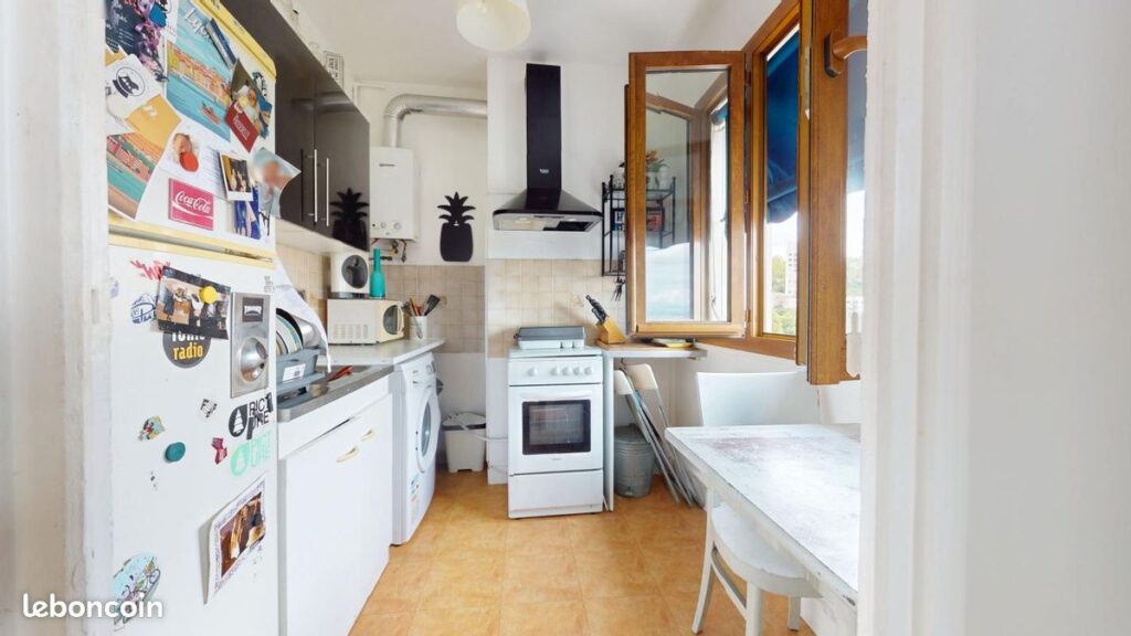 Comment obtenir son prêt immobilier : cuisine qui devient pièce de vie